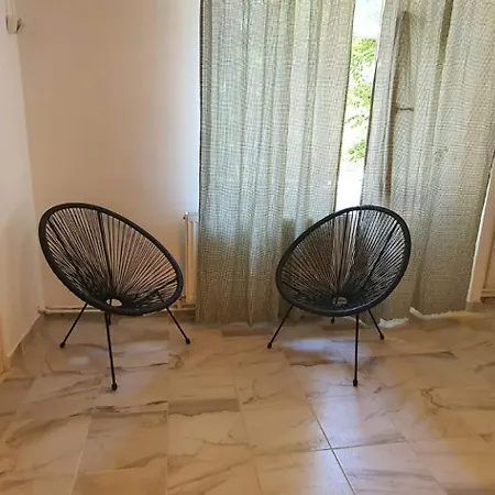 North Studio Apartment *